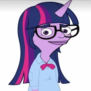 Meet your Posher, Mia